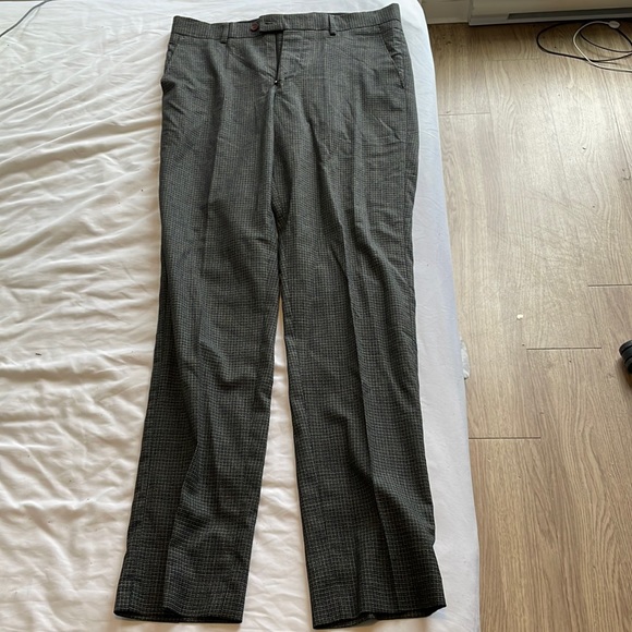 Lloyd + Jefferson Black Subtle Plaid Dress Pants - 30W30L (Like-New) - Picture 1 of 3